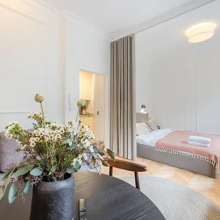 Modern Apartment In City Centre Danzig Exterior foto